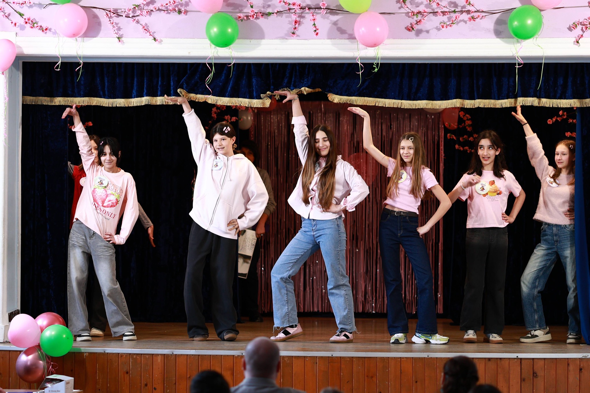 8 მარტს მიძღვნილი კონცერტი "აბა გოგოებო"