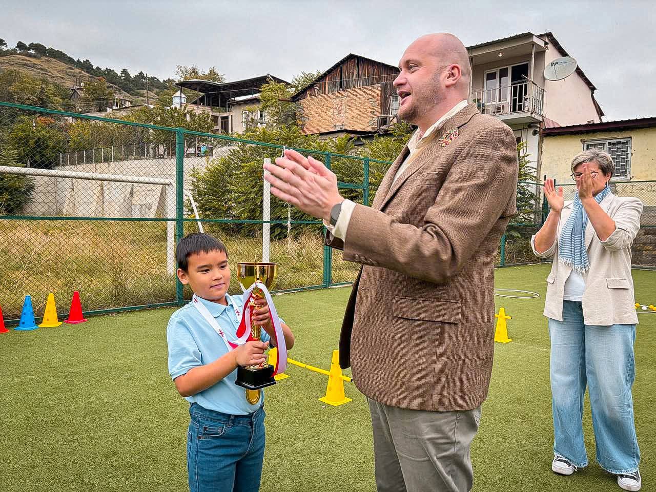 ესტაფეტა მეორე კლასებს შორის